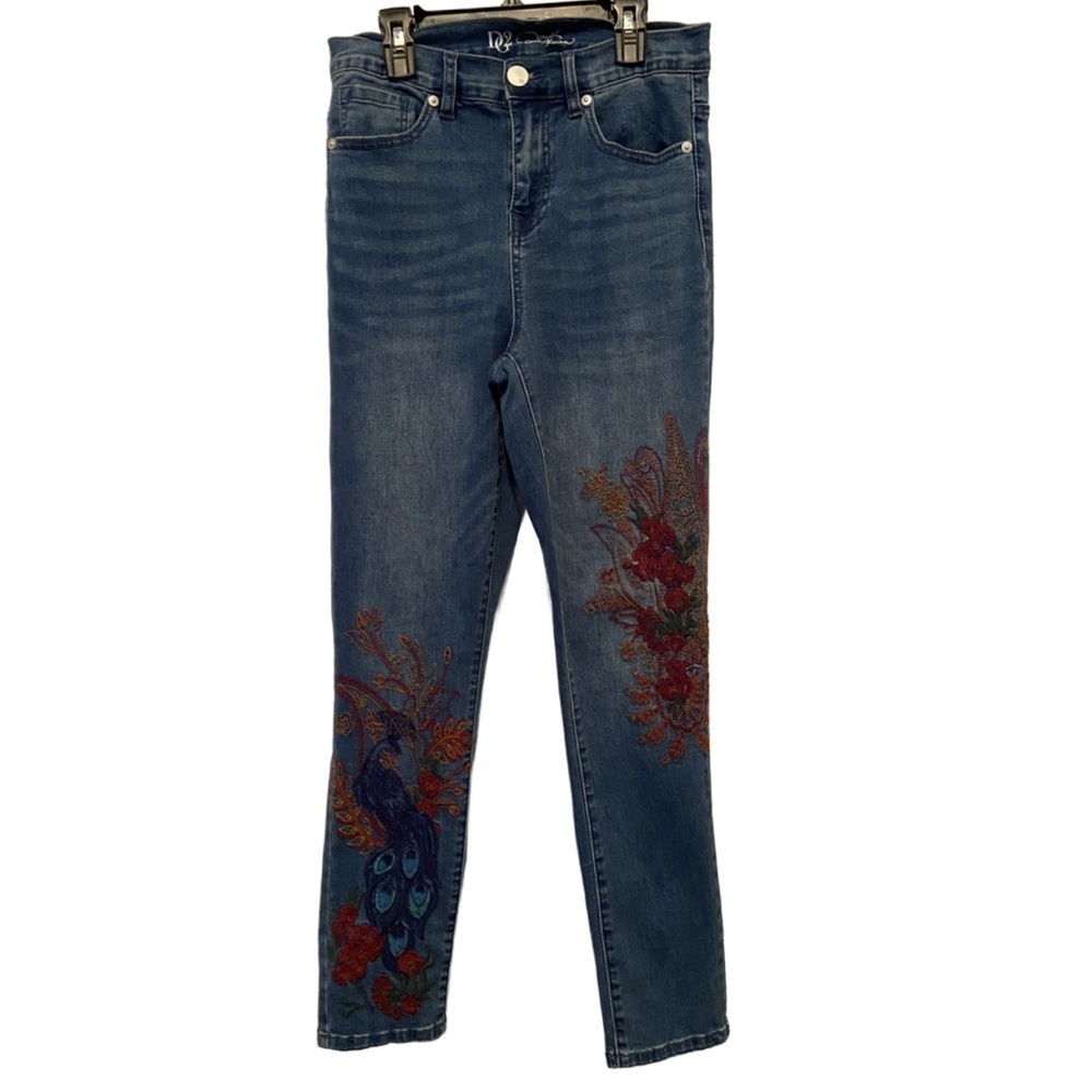 DG2 By Diane Gilman Classic Stretch Embroidered Embellished Jeans Mid Tone 8